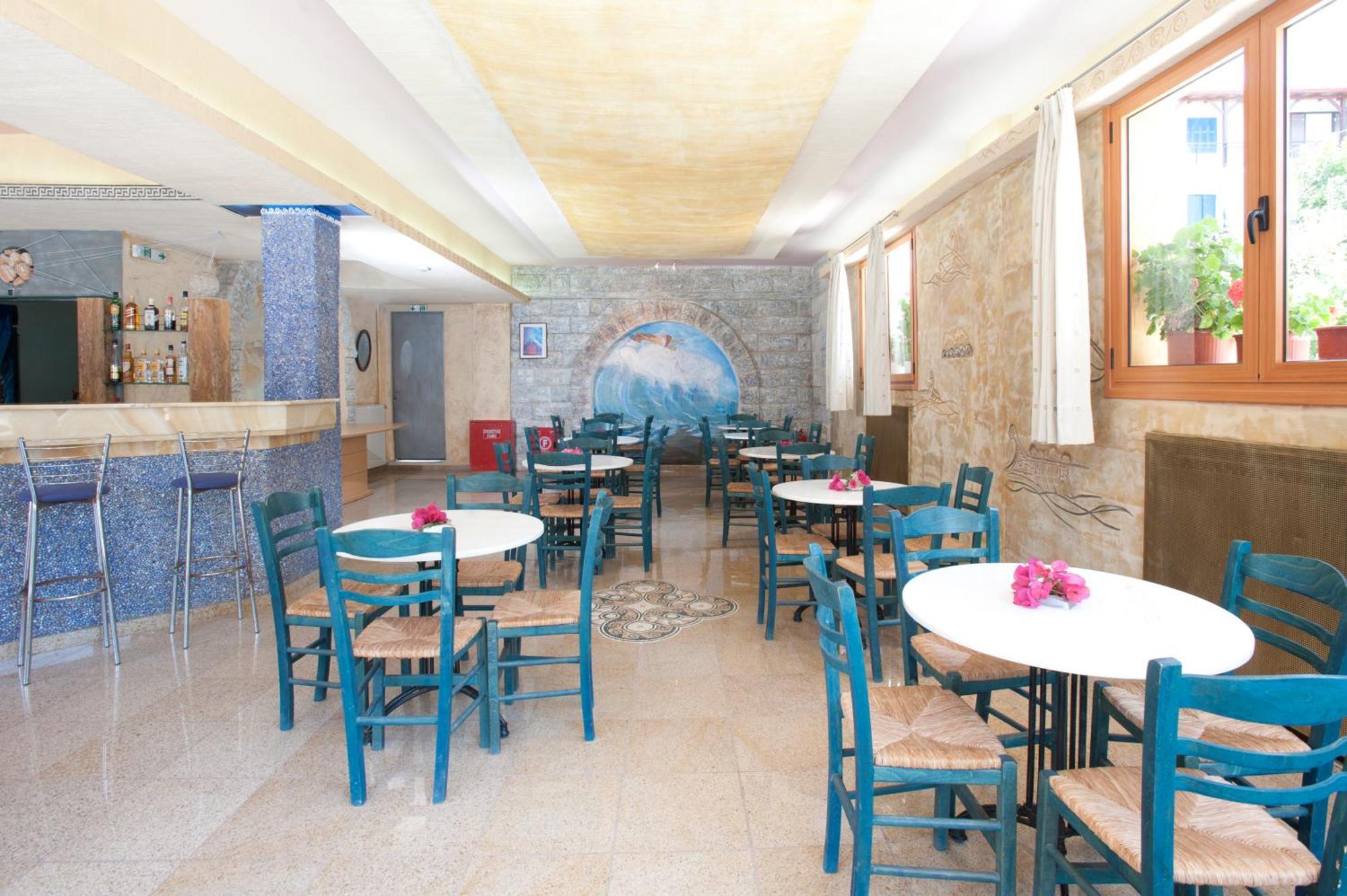 Hotel Korakakis Beach Finikounta Exterior photo